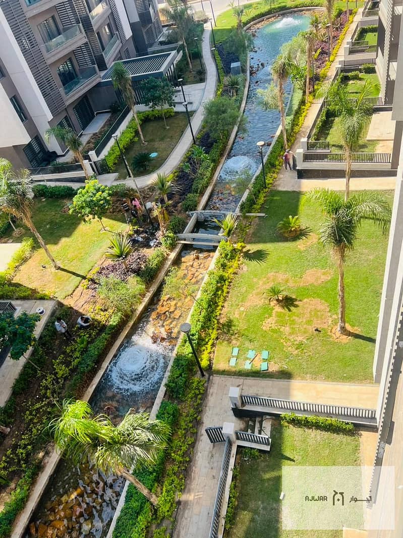 11 7347e4f8-4e73-419b-a9fe-e637138aaa81. jpg