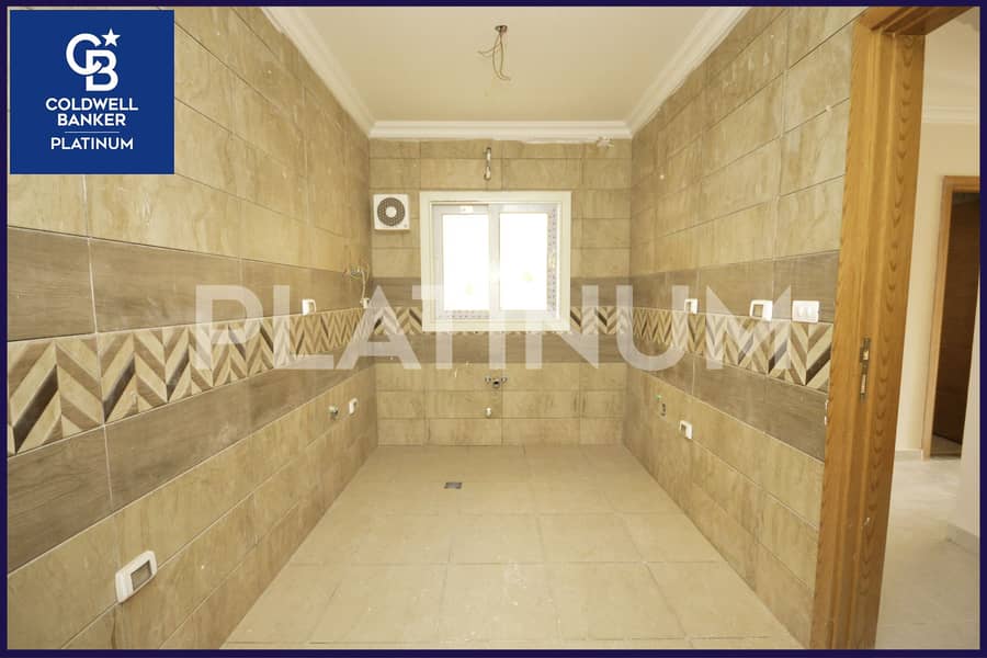 14 14-2000x1333. png