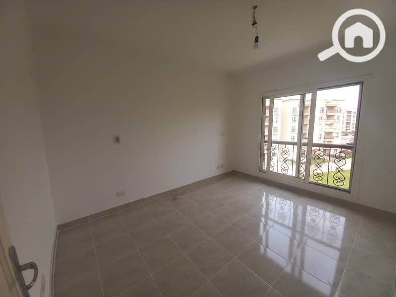 5 c98469a8-37a2-4e81-bc49-2c74be484a5d. jpeg