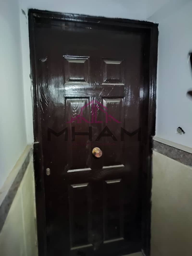 9 photo_5911187043545451761_y. jpg