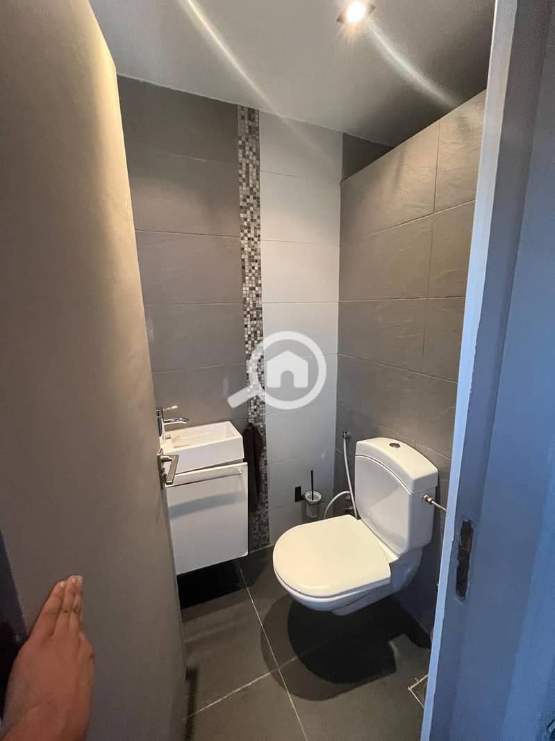 16 WhatsApp Image 2025-12-17 at 12.44. 42 PM (1). jpeg