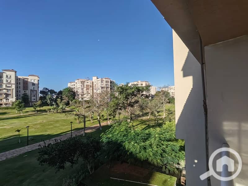 3 78c5723d-1d68-43f5-8e3d-8c1ca8cc4f3e. jpg