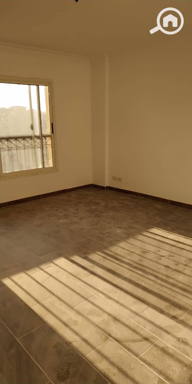 11 33725c55-0b59-4b05-a900-e8766fc6fbb0. jpg