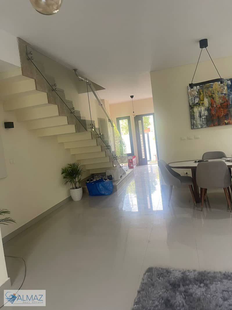 5 WhatsApp Image 2025-12-17 at 1.40. 36 PM. jpeg