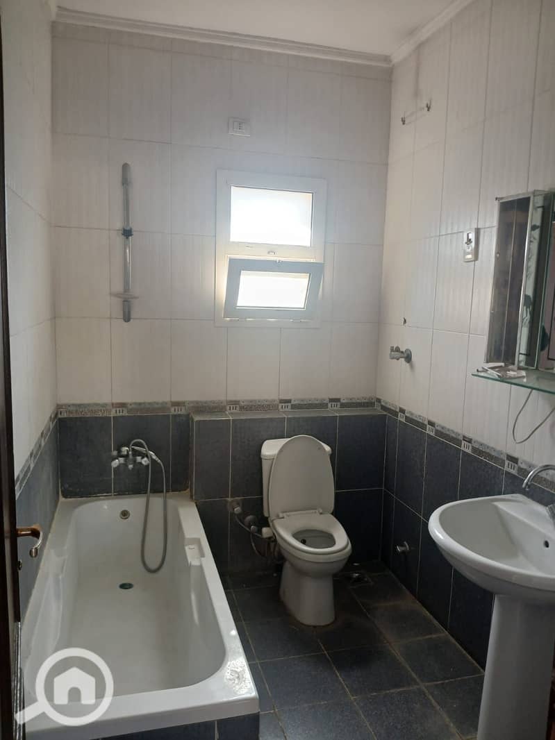 12 IMG-20251217-WA0033. jpg