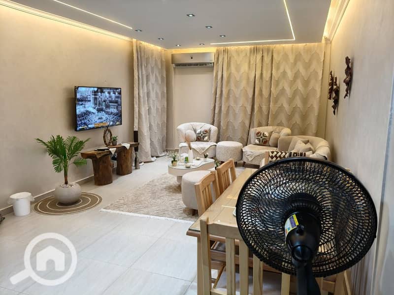 2 3ef4666c-779f-4b3e-96c1-e3867317ab7b. jpg