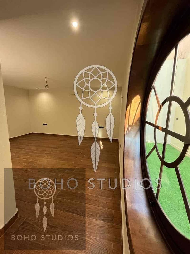 4 c8adcf96-a6b4-4c0e-963c-9fe47f3a36d4. jpg