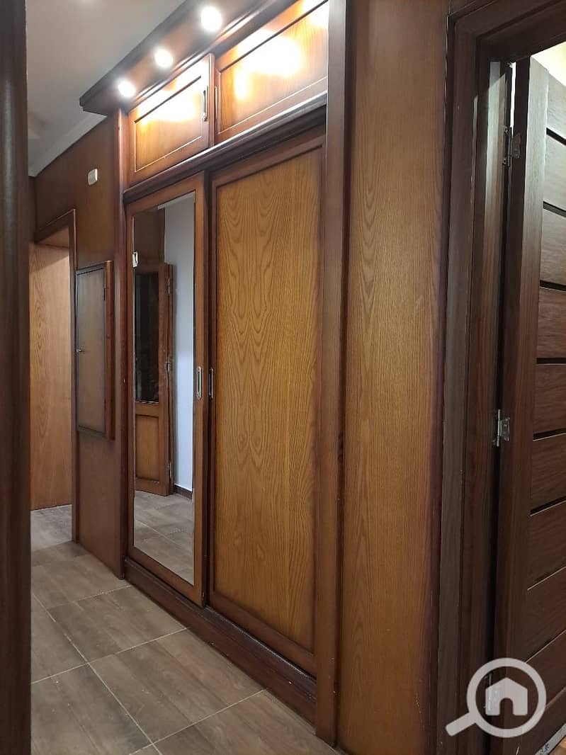 10 2269bb17-b7f3-48a2-ad89-ab0580bceeda. jpeg