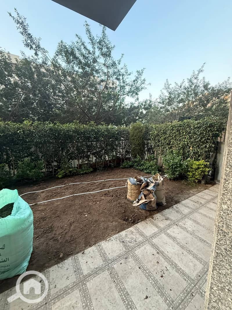 14 85f3ed14-2fdb-44d9-9f42-d8cb17fdcd15. jpeg