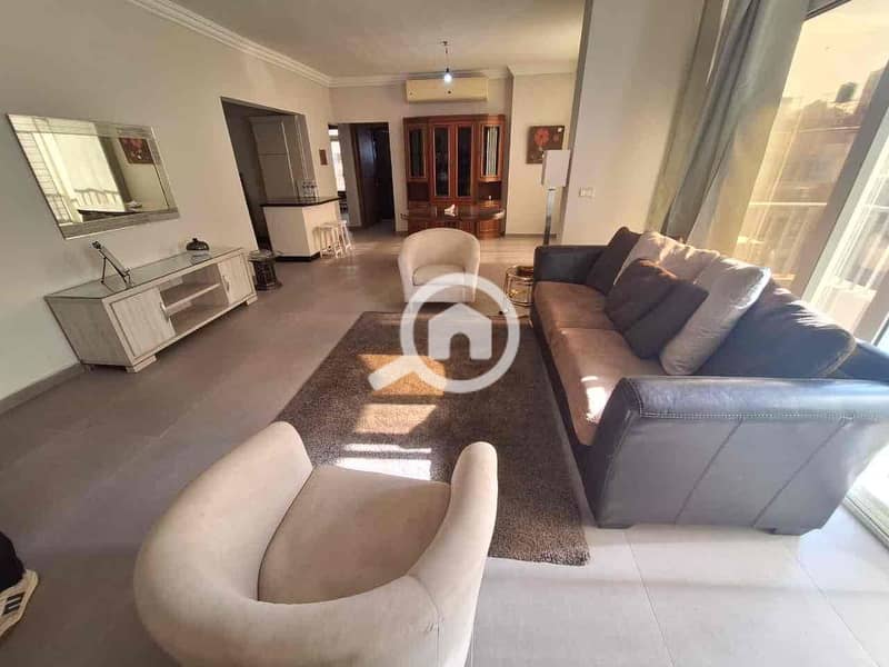 3 0fd12a51-5c3e-4e59-9ac9-bc0096d0b376. jpg