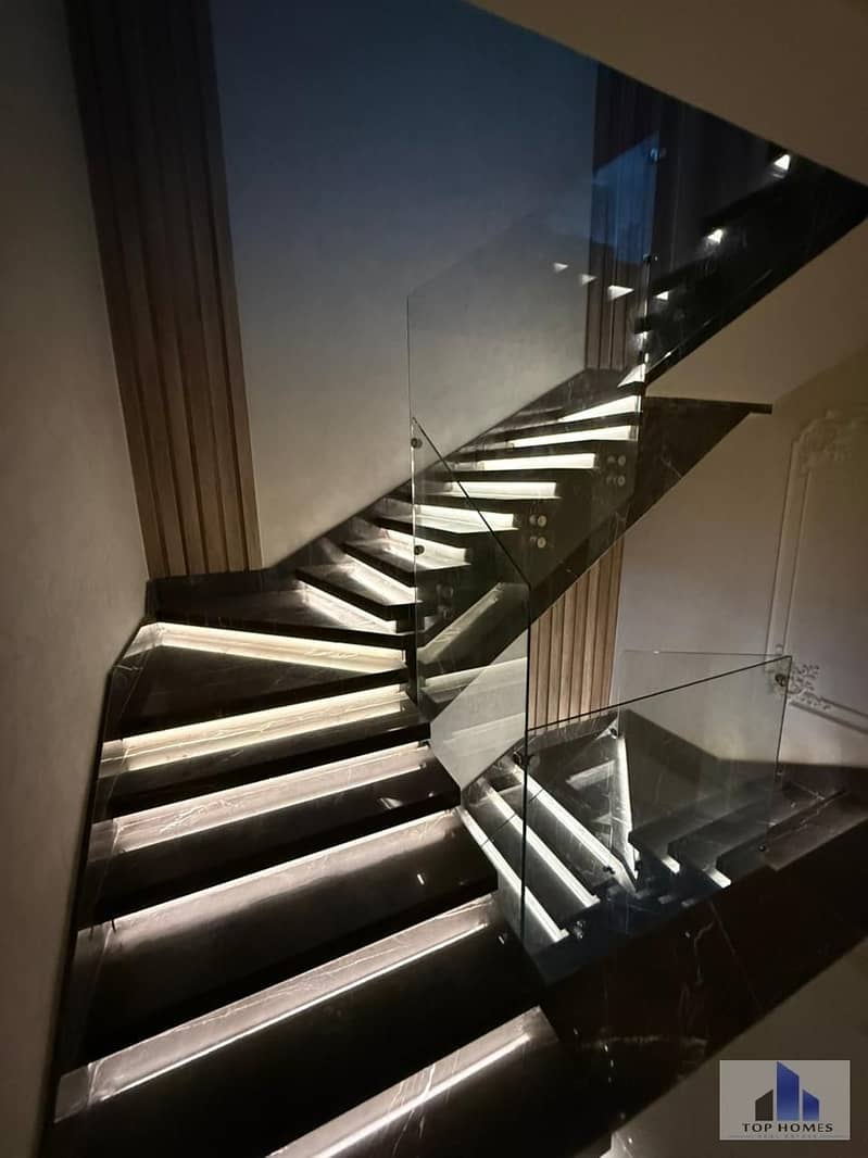 5 WhatsApp Image 2025-12-08 at 2.54. 47 PM. jpeg