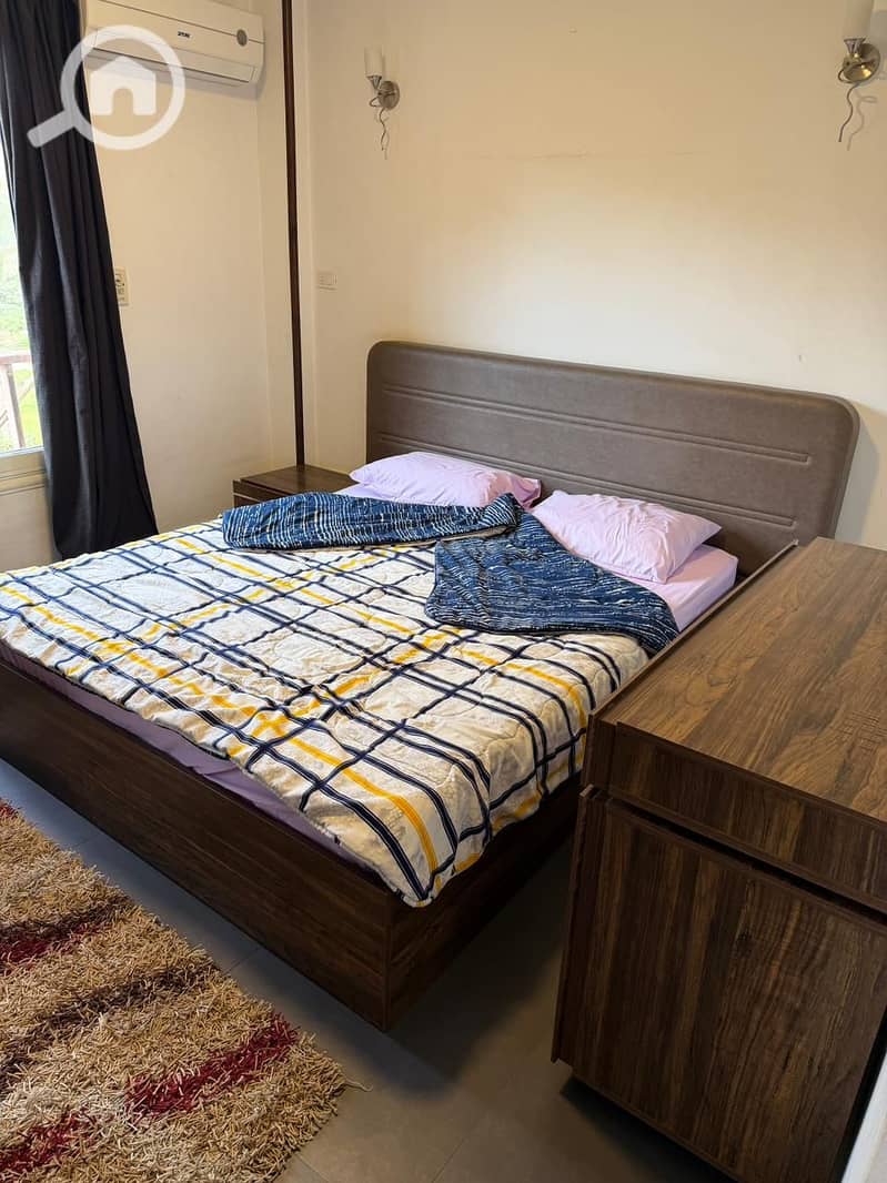 7 6f8073d4-e27d-4824-a4a6-c365961ec30b. jpeg