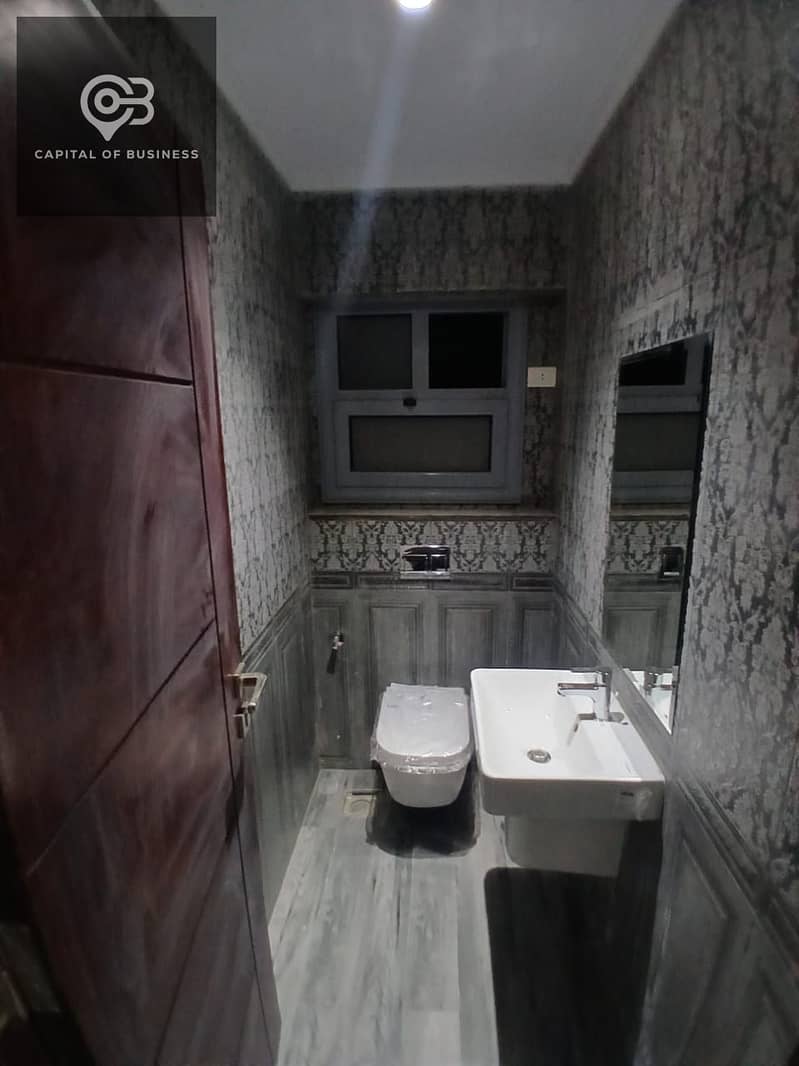 4 WhatsApp Image 2025-12-17 at 1.02. 29 PM (2). jpeg