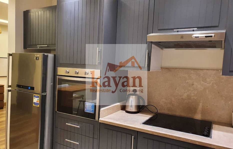 4 76074fae-f38d-42e2-a372-17fafeb56f4b. jpg