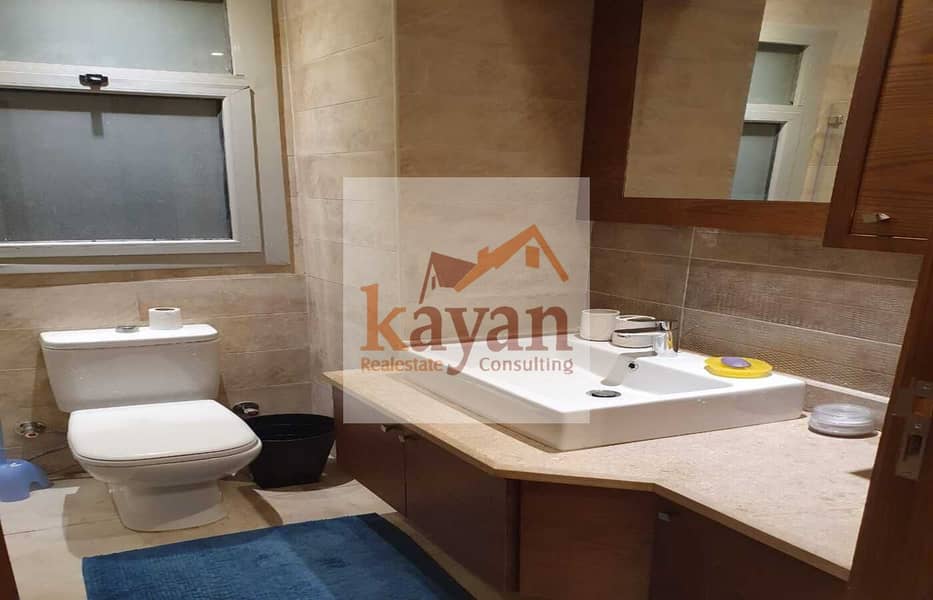 16 b2ccf56a-666c-4ff4-8614-51c3fda1c0f5. jpg