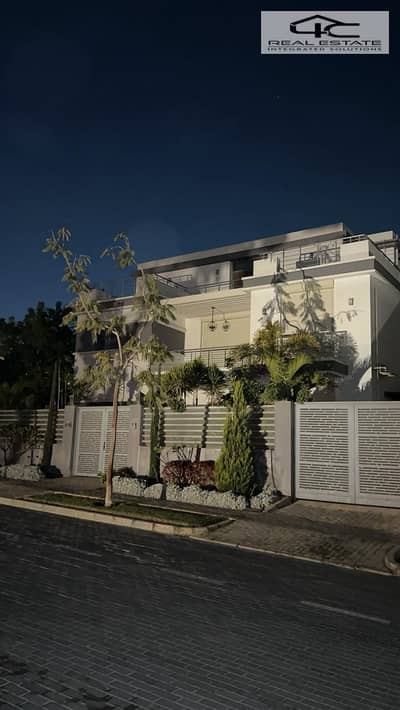 فیلا 4 غرف نوم للبيع في القاهرة الجديدة، القاهرة - WhatsApp Image 2025-12-16 at 1.33. 36 PM. jpeg