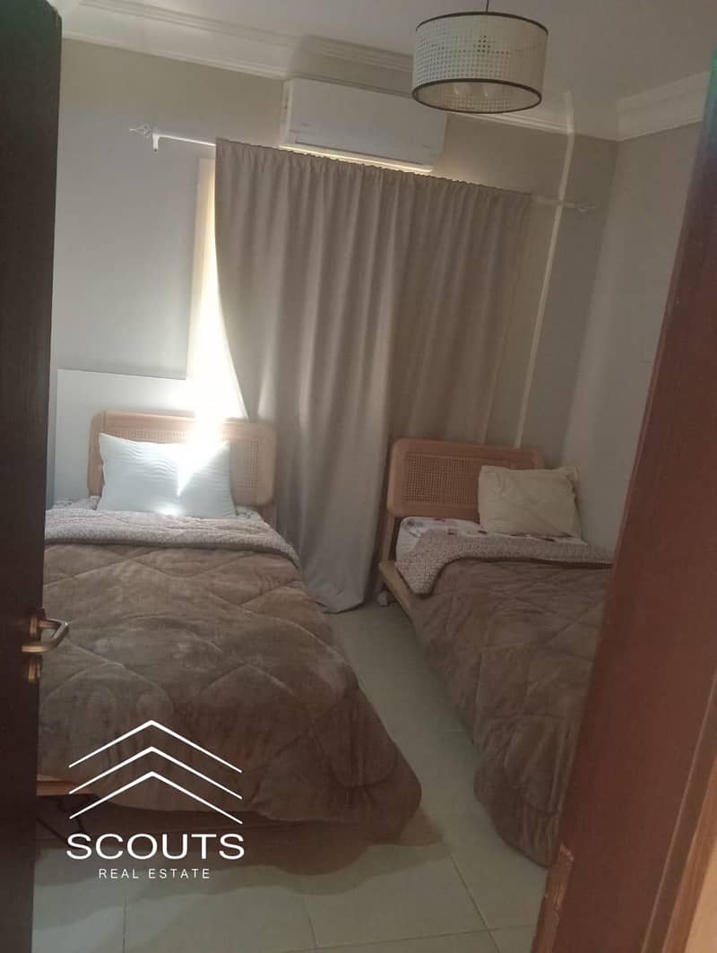 11 8570316b-e7b0-40ad-8342-b18b7b85648d. jpeg