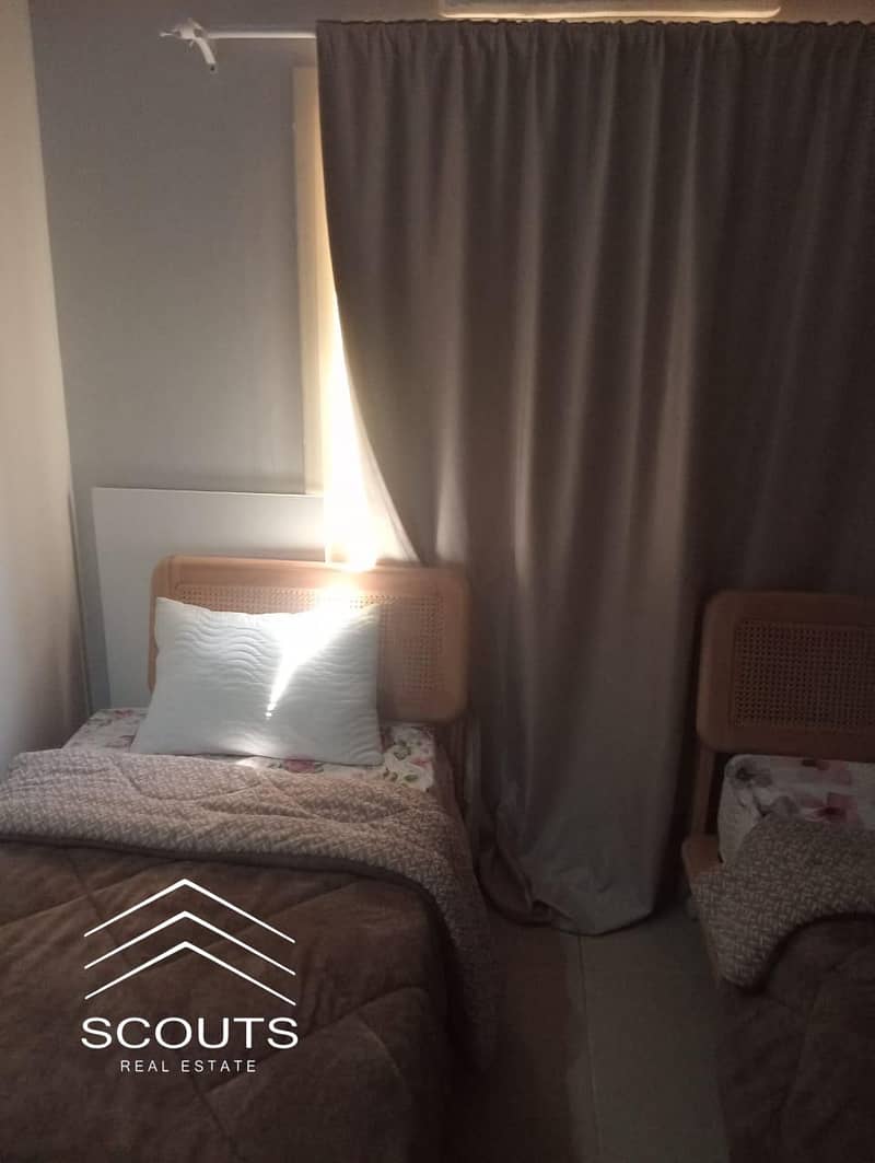 12 c6611dae-1803-4ebb-a30b-430eb5013ef6. jpeg