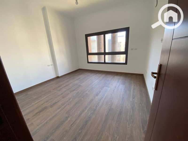 7 WhatsApp Image 2025-11-21 at 6.26. 42 PM. jpeg