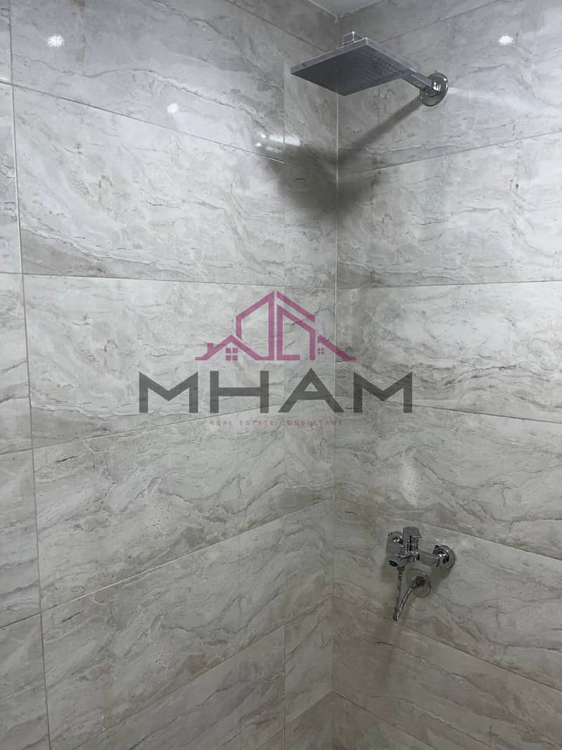 5 photo_5911393670127094857_y. jpg