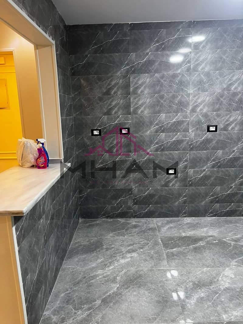 6 photo_5911393670127094858_y. jpg