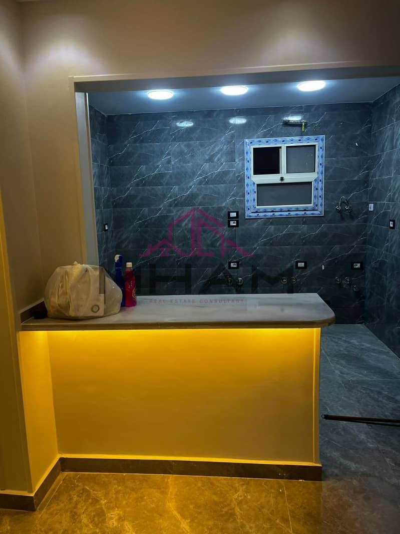 11 photo_5911393670127094865_y. jpg