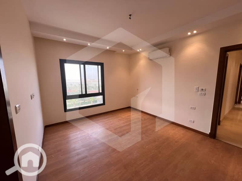 4 Courtyard Sodic 4. jpg