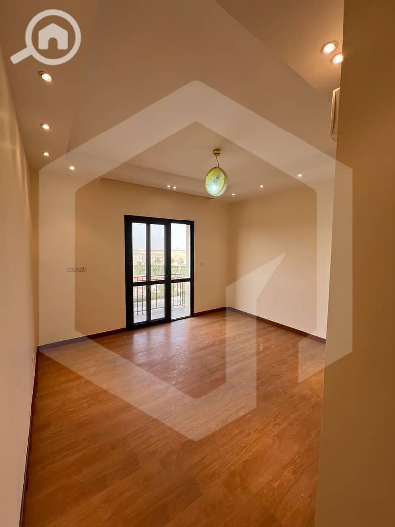 6 Courtyard Sodic 6. jpg