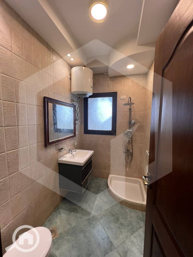 12 Courtyard Sodic 12. jpg