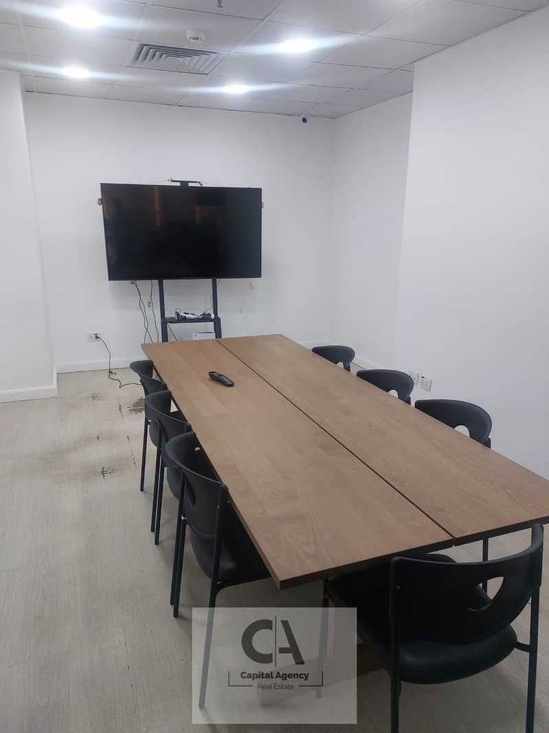 6 e17a8dc6-969d-4819-a26e-818d2ae93334. jpg