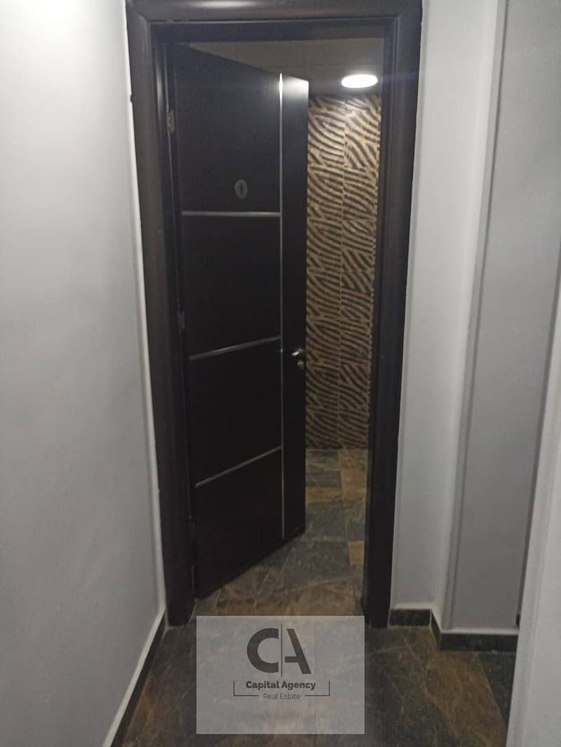 15 1680e2d8-3f4c-4bf9-92fd-d75d8c369852. jpg