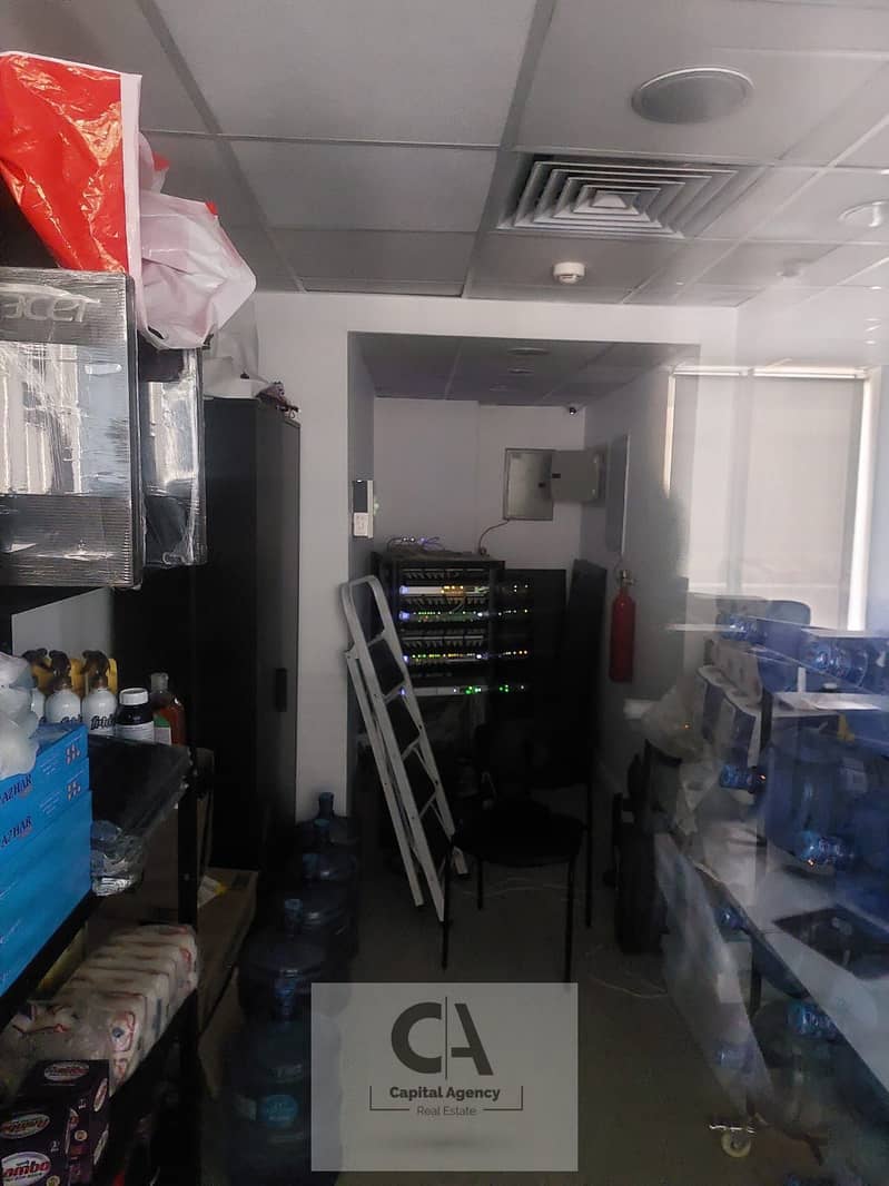 18 269046df-56f7-4c40-9256-cd8fe1686791. jpg