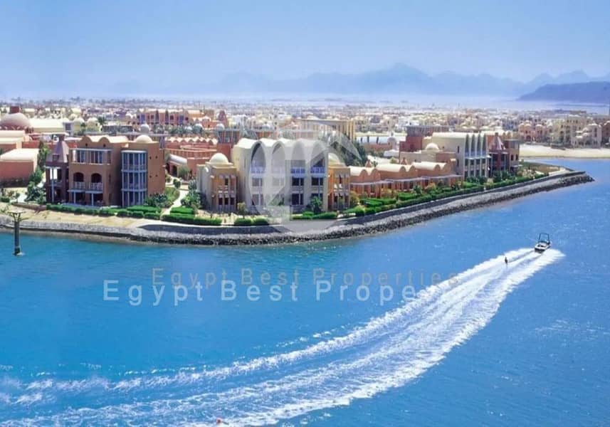 18 6621390-434dco. jpg