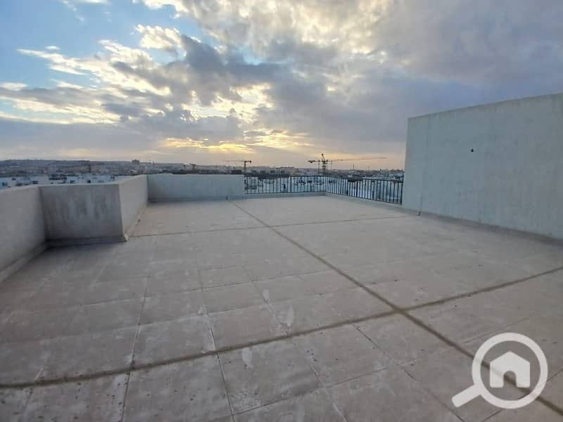 7 WhatsApp Image 2025-12-08 at 18.25. 40 (1). jpeg