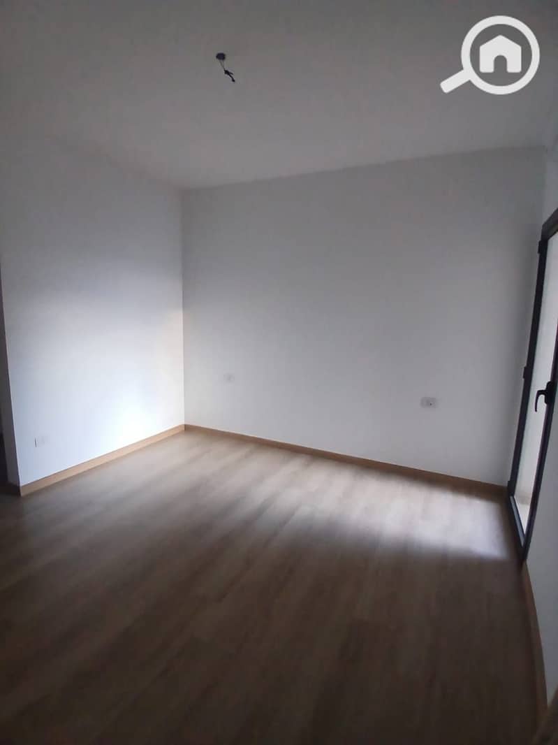 8 WhatsApp Image 2025-12-08 at 18.25. 41. jpeg