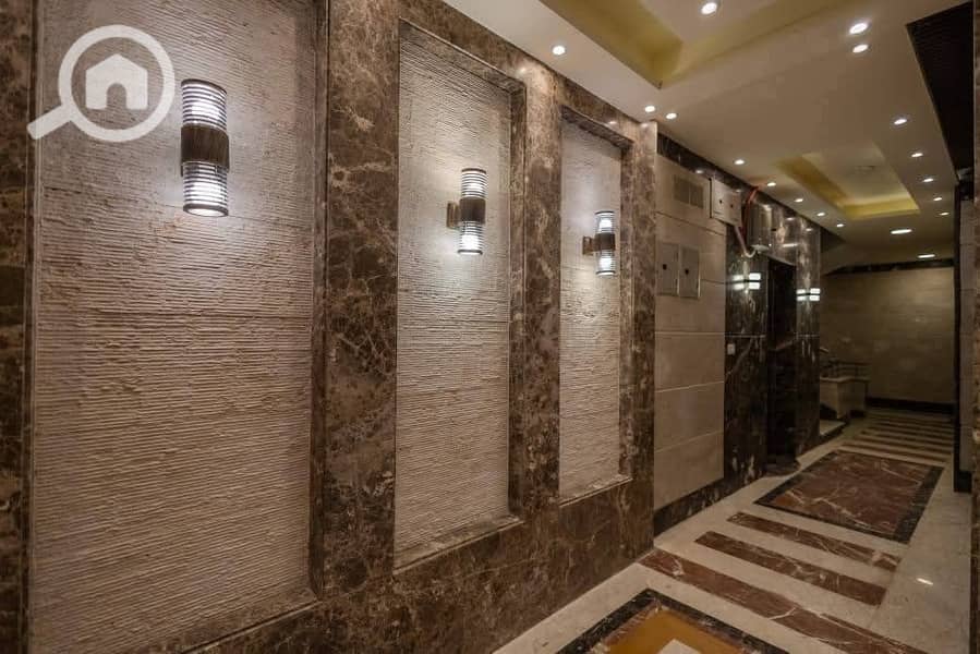 5 8d6ac335-0c97-456d-a750-1611d8e31805. jpg