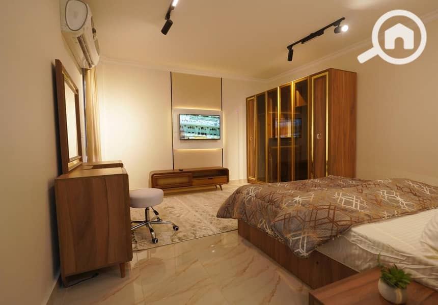 5 WhatsApp Image 2025-12-17 at 12.05. 50. jpeg