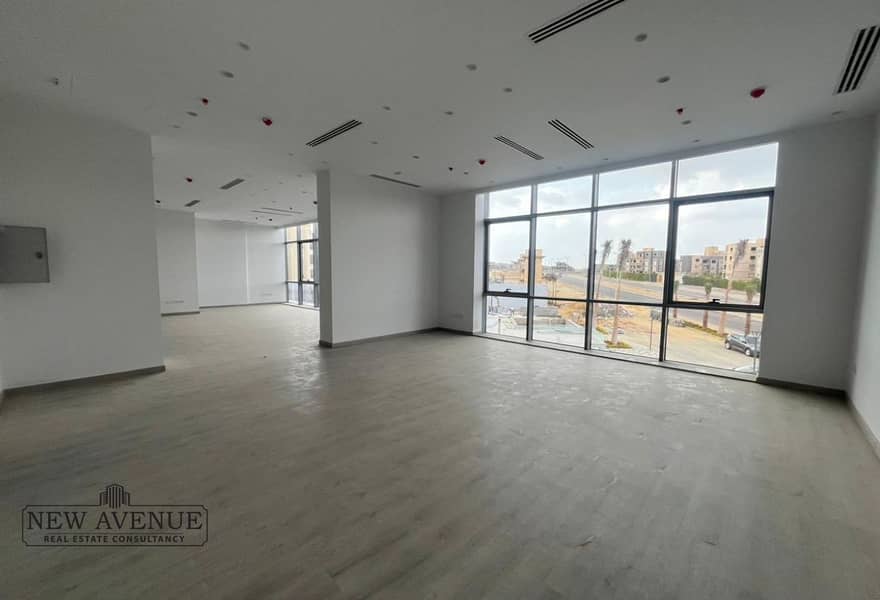 3 9cf36adc-75f6-4ee6-8f32-25e870a2d634. jpg