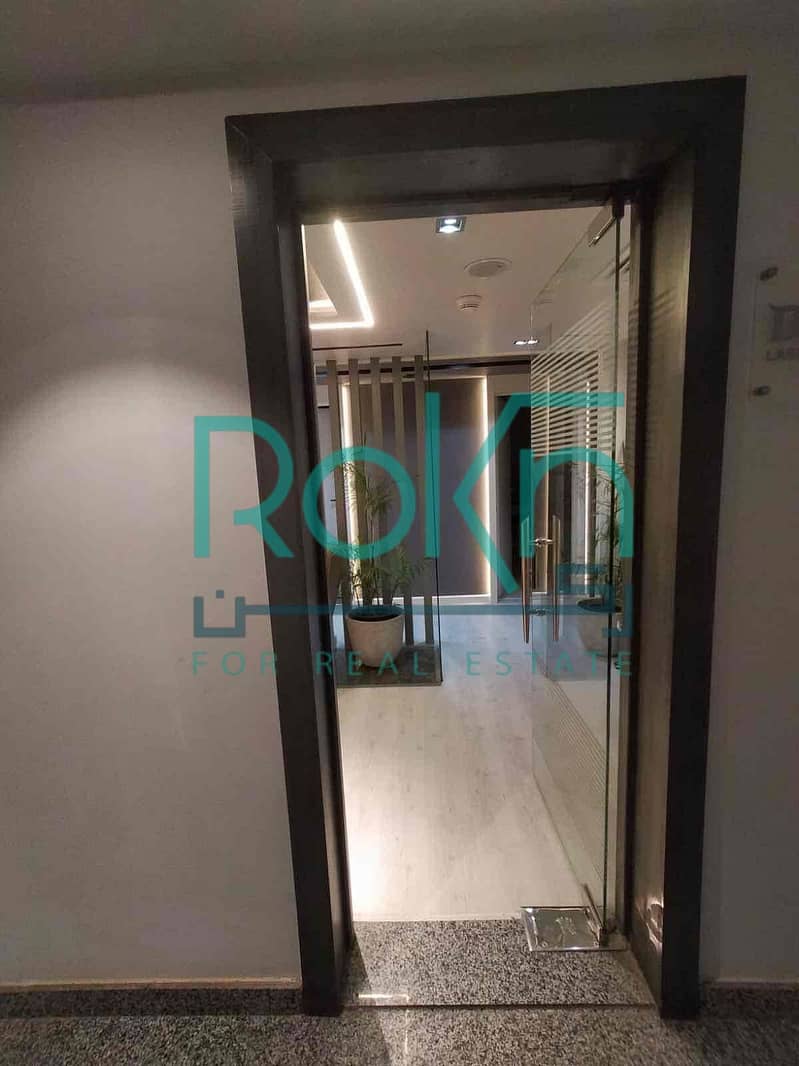 3 8465a66d-ed31-4af7-9563-78c72e8f7f71. jpg