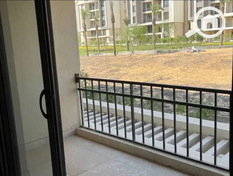 7 e4494a9b-4216-4380-b8bc-4bab739b3292. jpeg