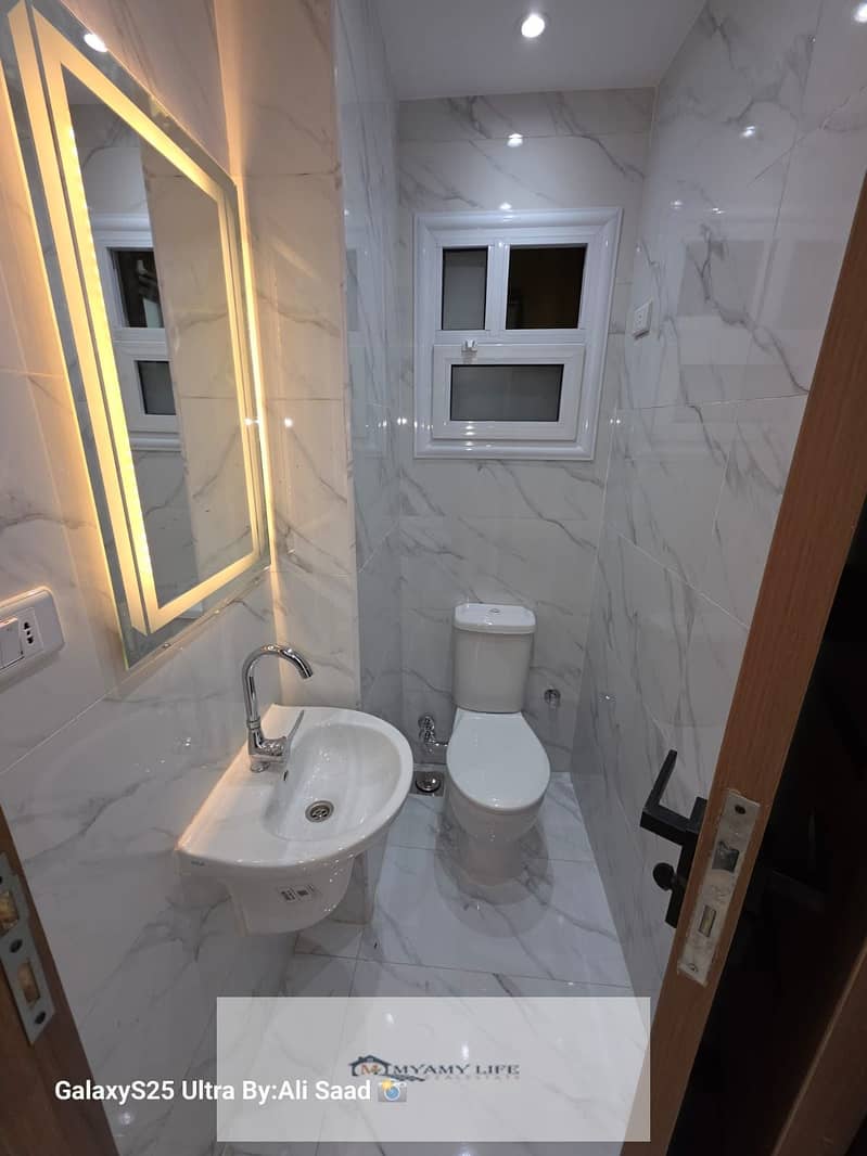 12 WhatsApp Image 2025-12-17 at 10.53. 22 AM. jpeg