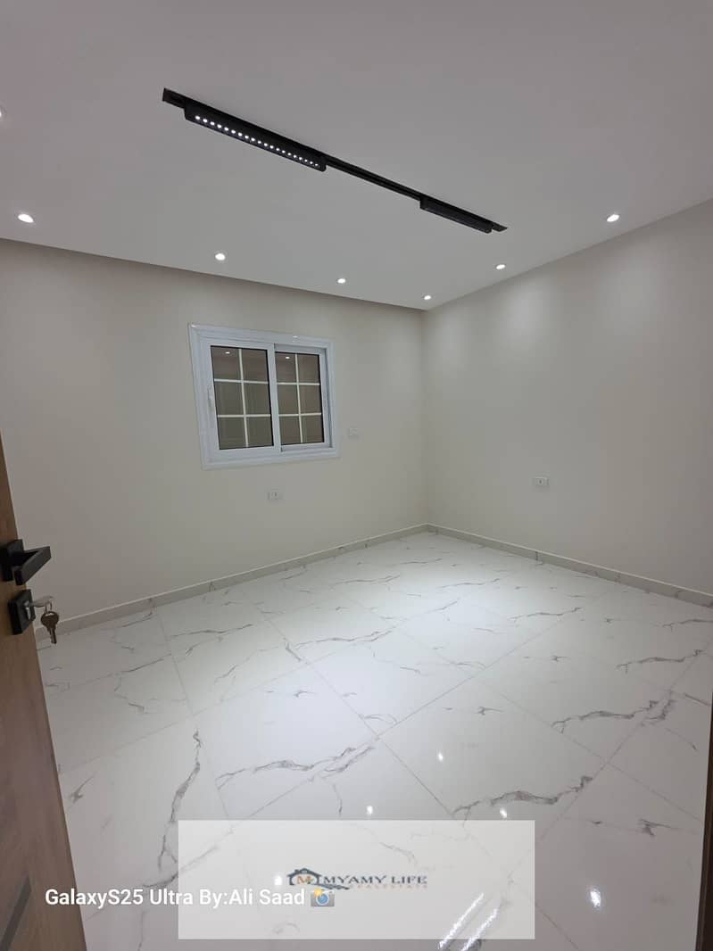 15 WhatsApp Image 2025-12-17 at 10.53. 25 AM (2). jpeg