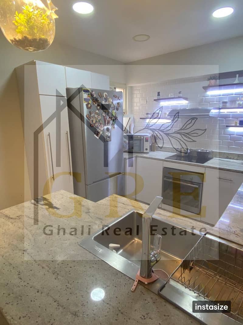 3 17c575e2-3bbd-4da0-86e2-5f4c177780e3. jpg