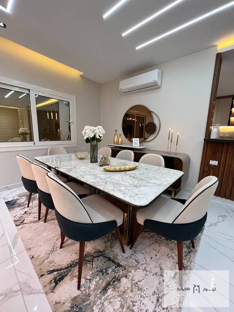 9 220553da-f708-44be-8717-53a4d787fa23. jpg