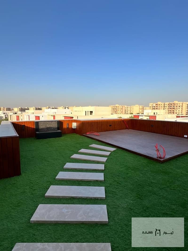 14 75ff70ee-1599-4286-9a81-9bac13a4f7fc. jpg