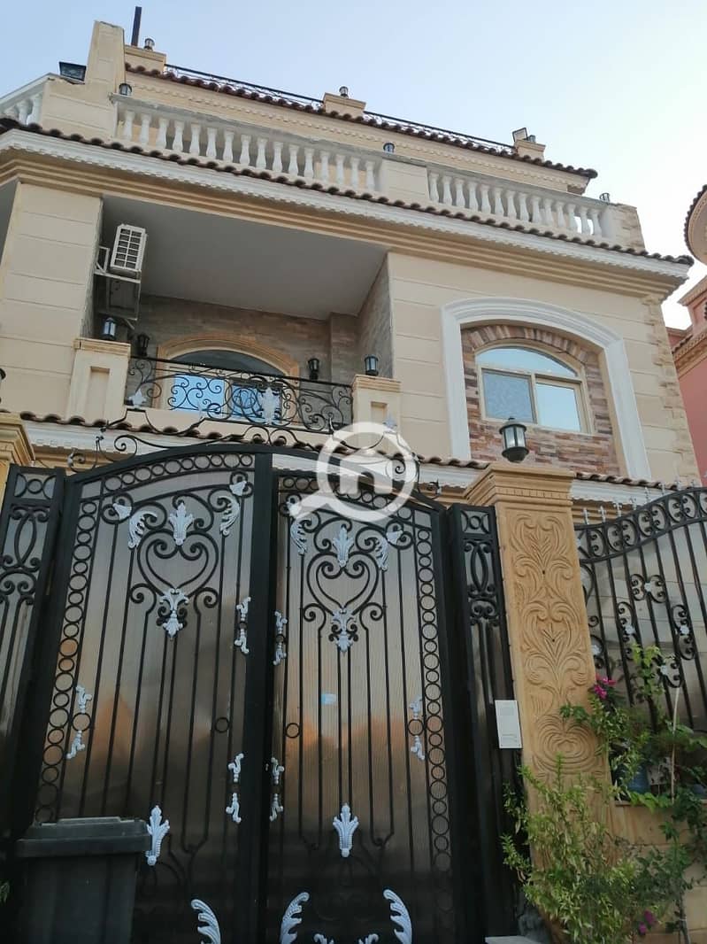 2 7bb7e3a7-83c6-447a-8308-70786c5b1192. jpg