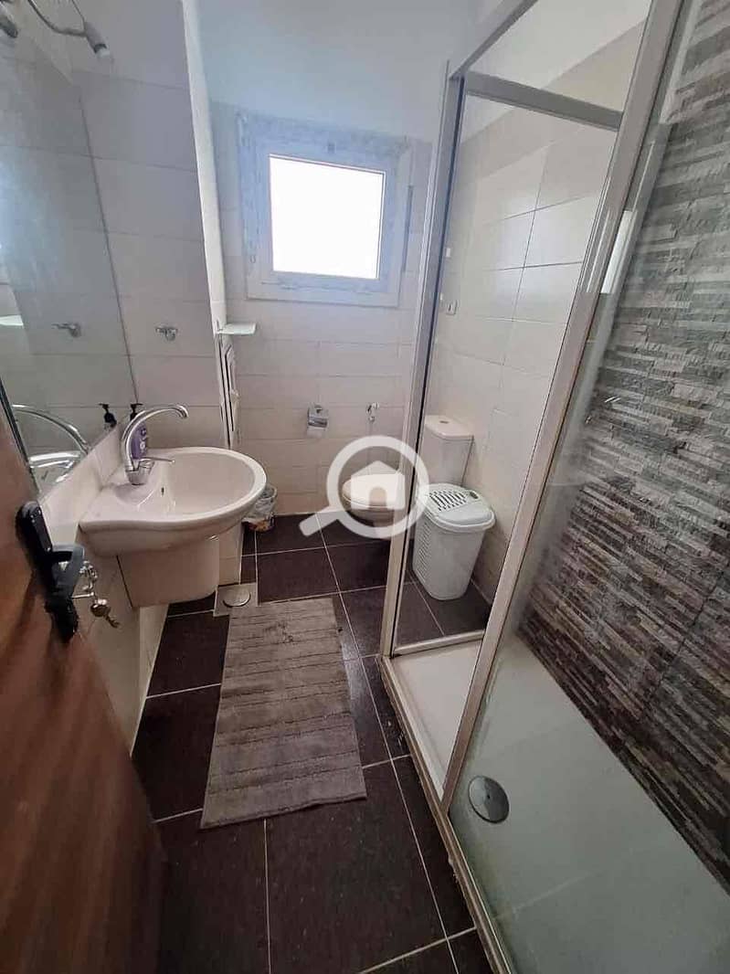 8 71999450-13ed-4d18-8998-8a3596b9aafe. jpg