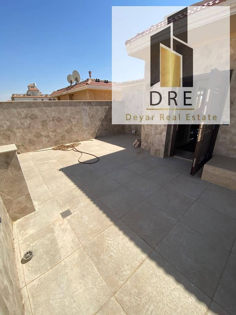 12 267bad91-21b2-4b2f-ba36-199537cd8dba. jpg