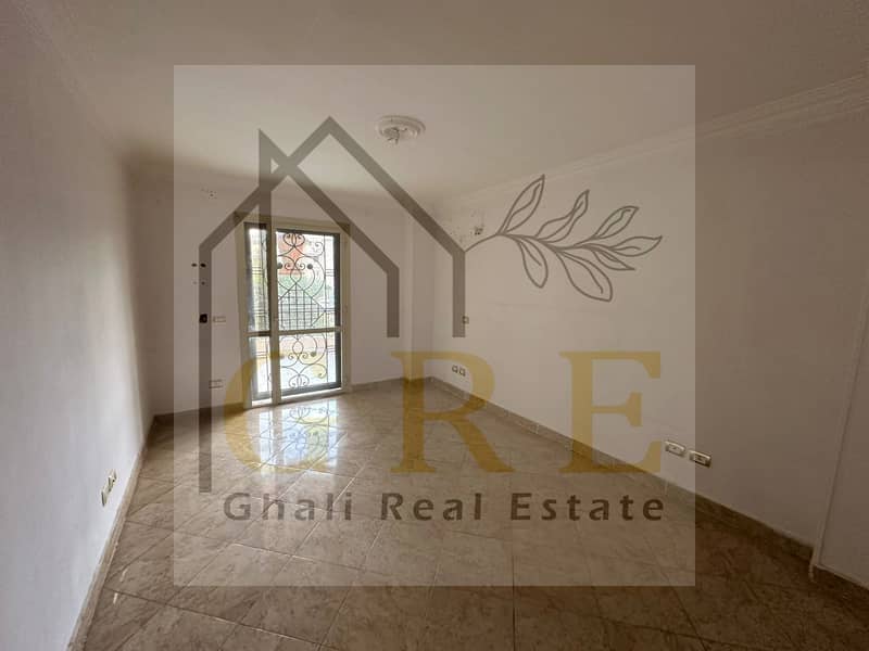 2 11bb03e8-151f-48d1-81ab-d4b677eeada6. jpg