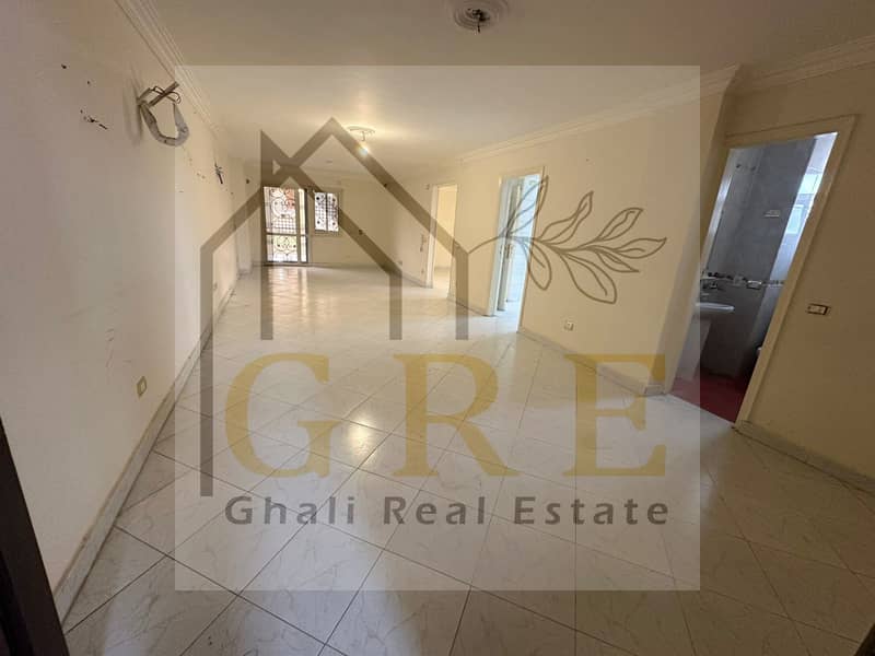 4 c33bf64d-89d7-4937-90a7-e598efcc40ce. jpg